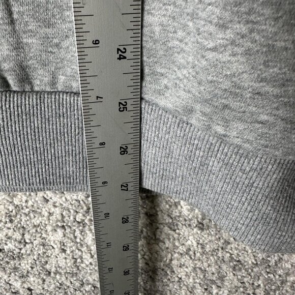 McQueen and the Violet Fog Sweatshirt Mens Large Gray Crewneck Embroidered NWOT - Picture 6 of 8